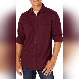 MEN'S AMAZON ESSENTIALS SLIM-FIT LONG-SLEEVE SOLID FLANNEL SHIRT - SMALL